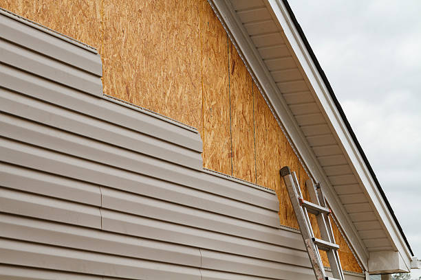 24/7 Emergency Siding Repair experts in Clarksburg, WV